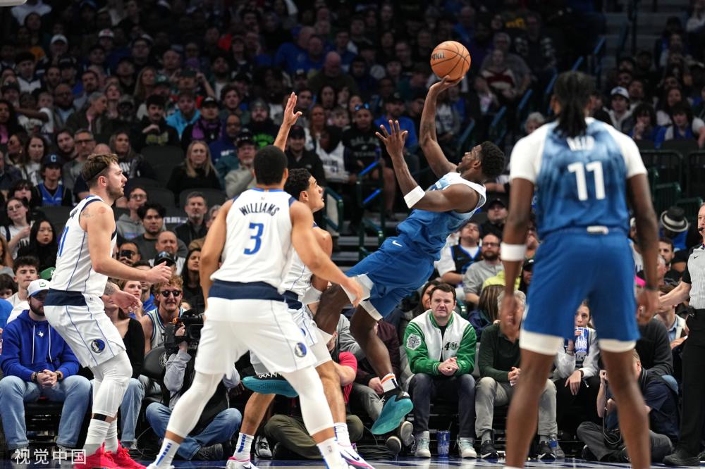 日本队在比 日本队在比