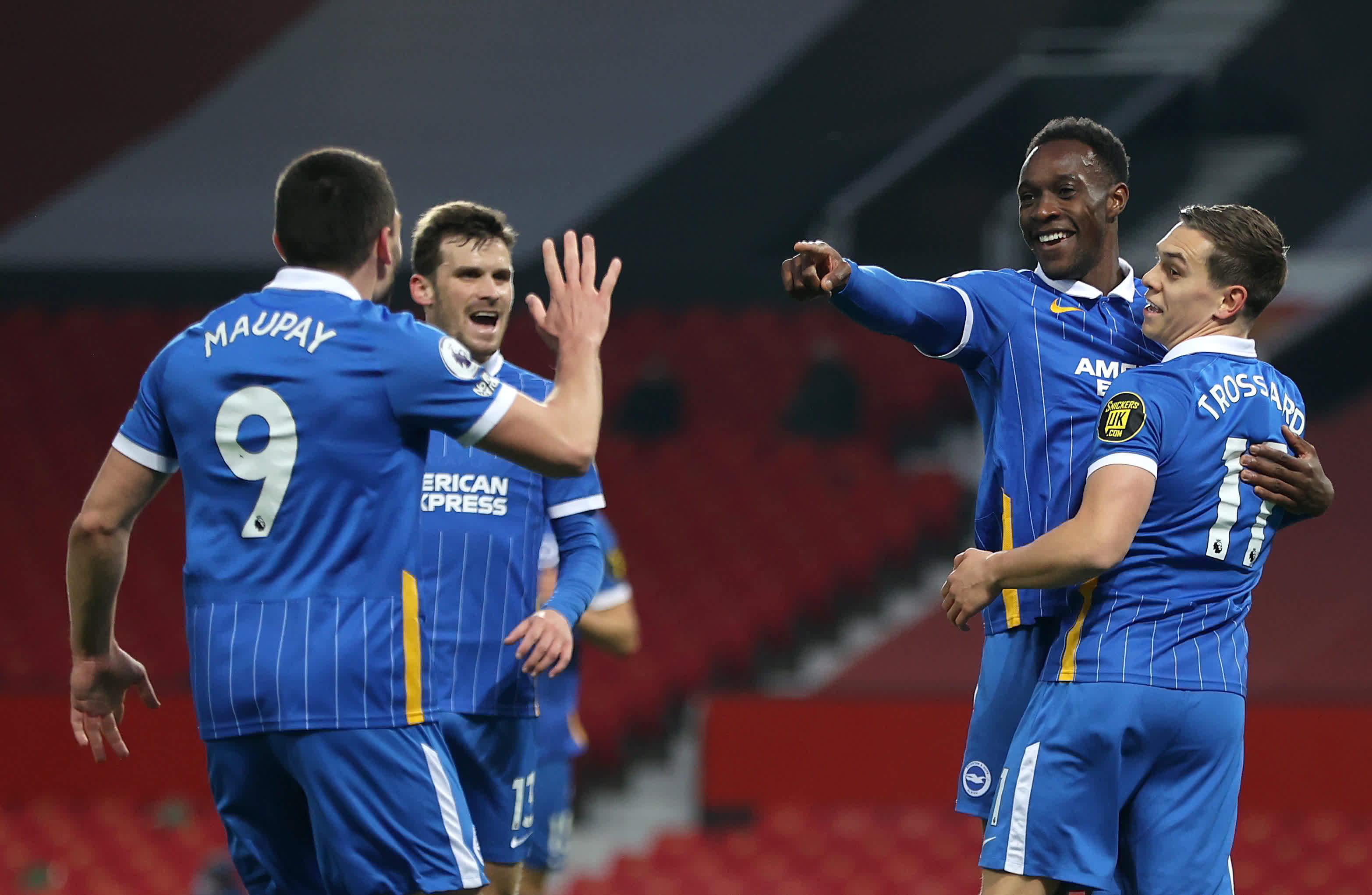 以奥地利 以奥地利