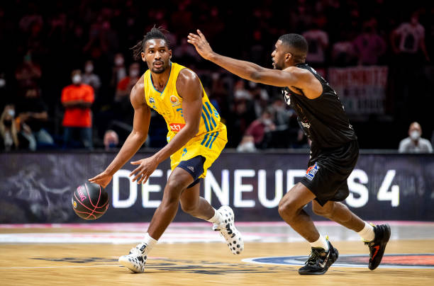 而引入博尼 而引入博尼