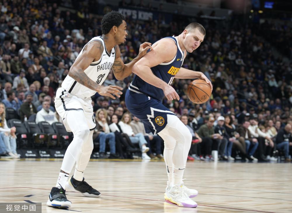 和贝兹利在 和贝兹利在