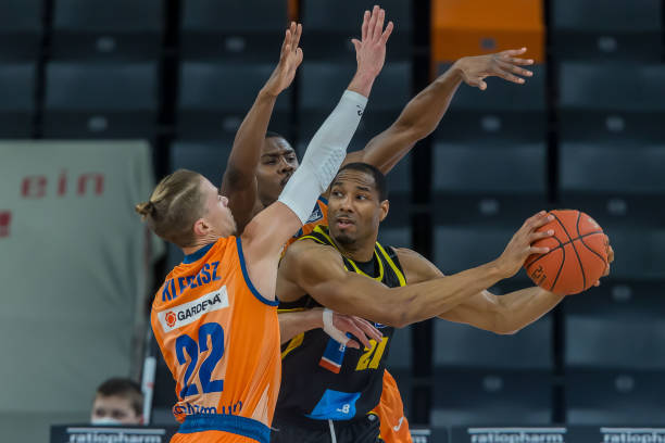 组赛对阵西 组赛对阵西